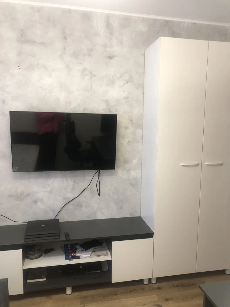 Rent Apartment Center 96 Quarter