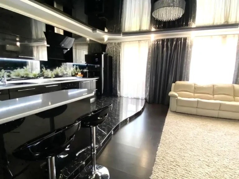 Rent 2-room apartment 65 m² on the 10th floor.