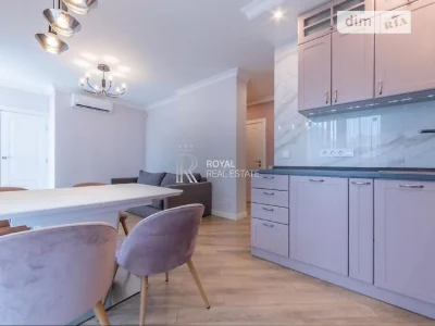Sale of 2-room apartment 63.1 sq. m. on Predslavynska Street 55A • I