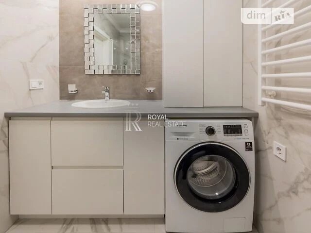 Sale of 2-room apartment 63.1 sq. m. on Predslavynska Street 55A • I