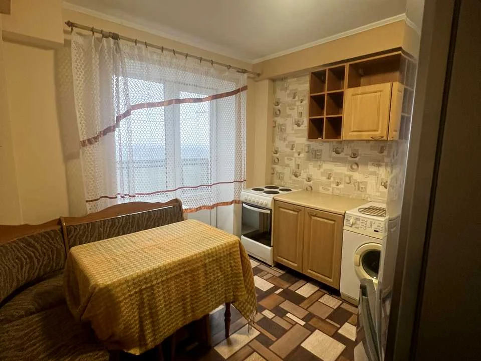 Apartment. Brovary, Грушевського Street