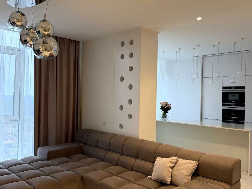 Apartment. V'yacheslava Chornovola Street, Brovary