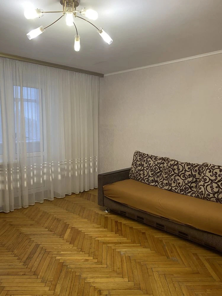 Rent 1-bedroom apartment near "Peremoha" Park