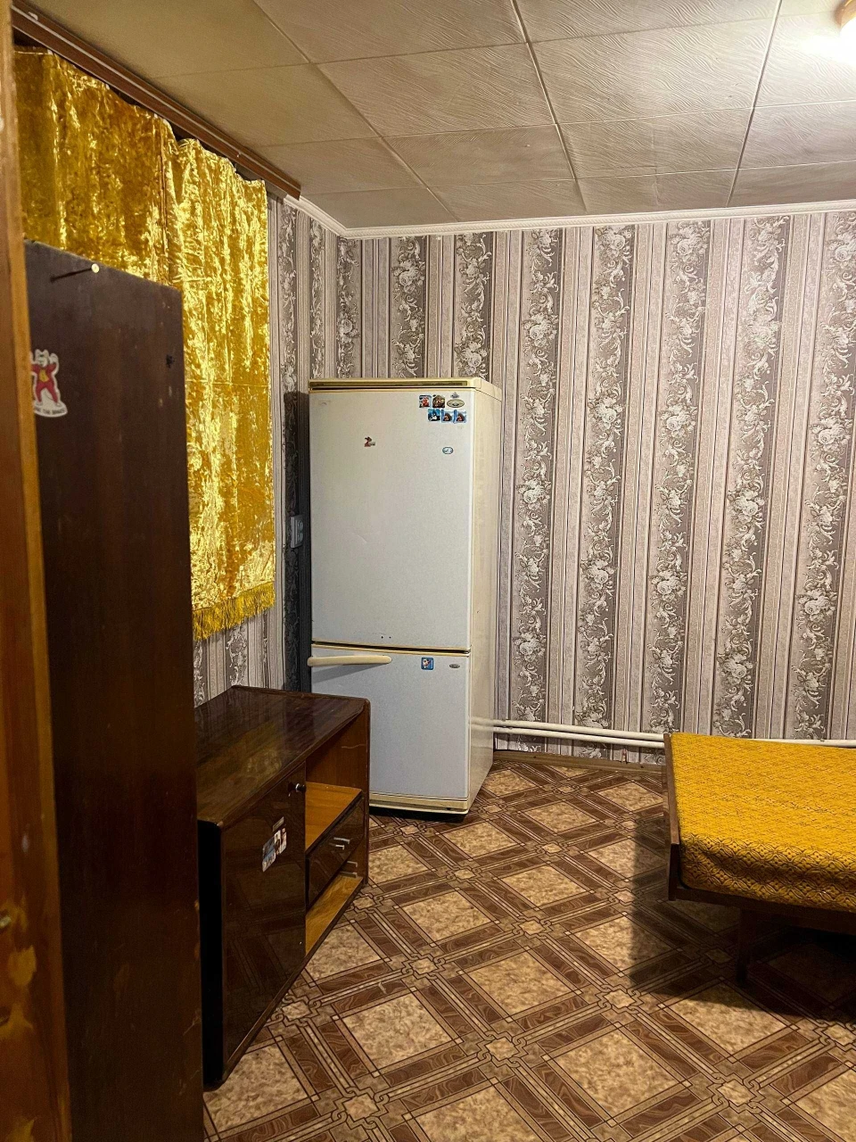 Rent a small one-bedroom apartment for long-term