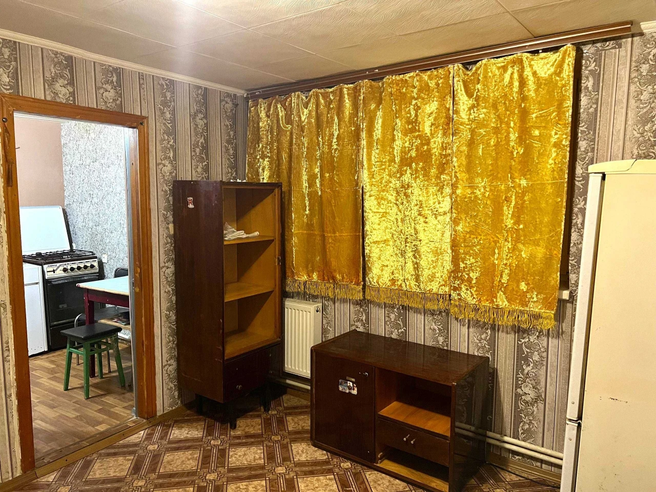 Rent a small one-bedroom apartment for long-term