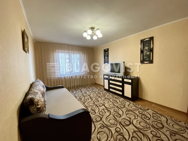 Оренда квартири вул. Кургузова 11г Вишгород / F-42981