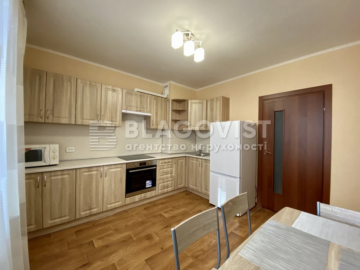Apartment for rent at Kurguzova St. 11, Vyshorod / F-42981