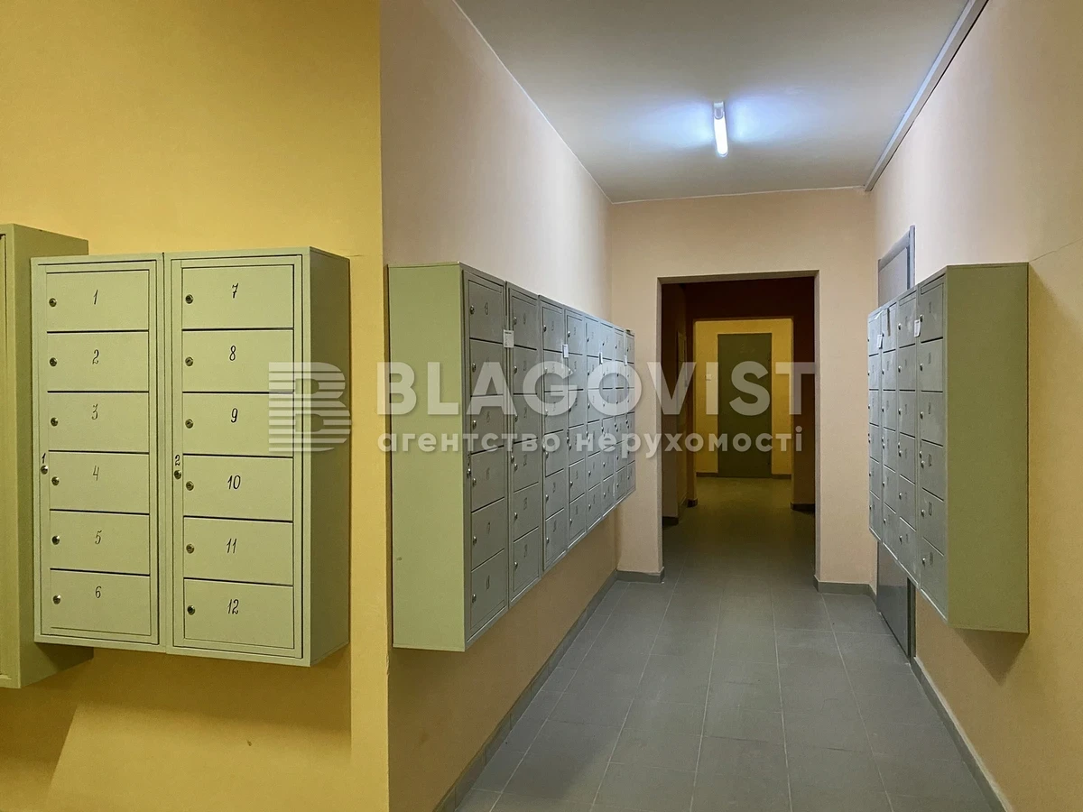 Apartment for rent at Kurguzova St. 11, Vyshorod / F-42981