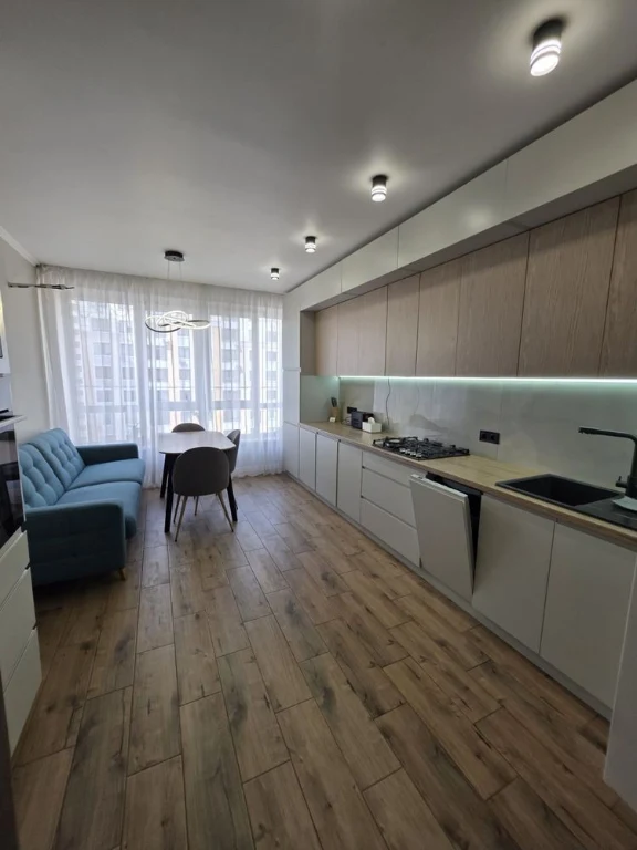 Rent 2-bedroom apartment in ЖК Фаворит, 65 m2, City Center, Gas