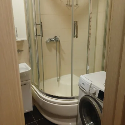 Rent 1-bedroom apartment near Mama Park