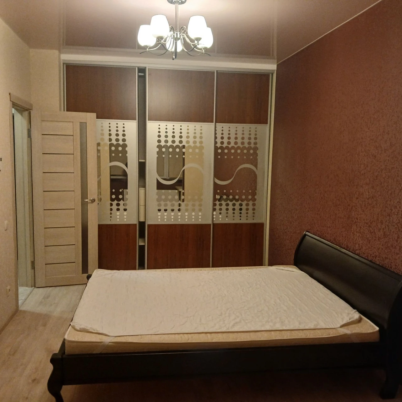 Rent 1-bedroom apartment near Mama Park