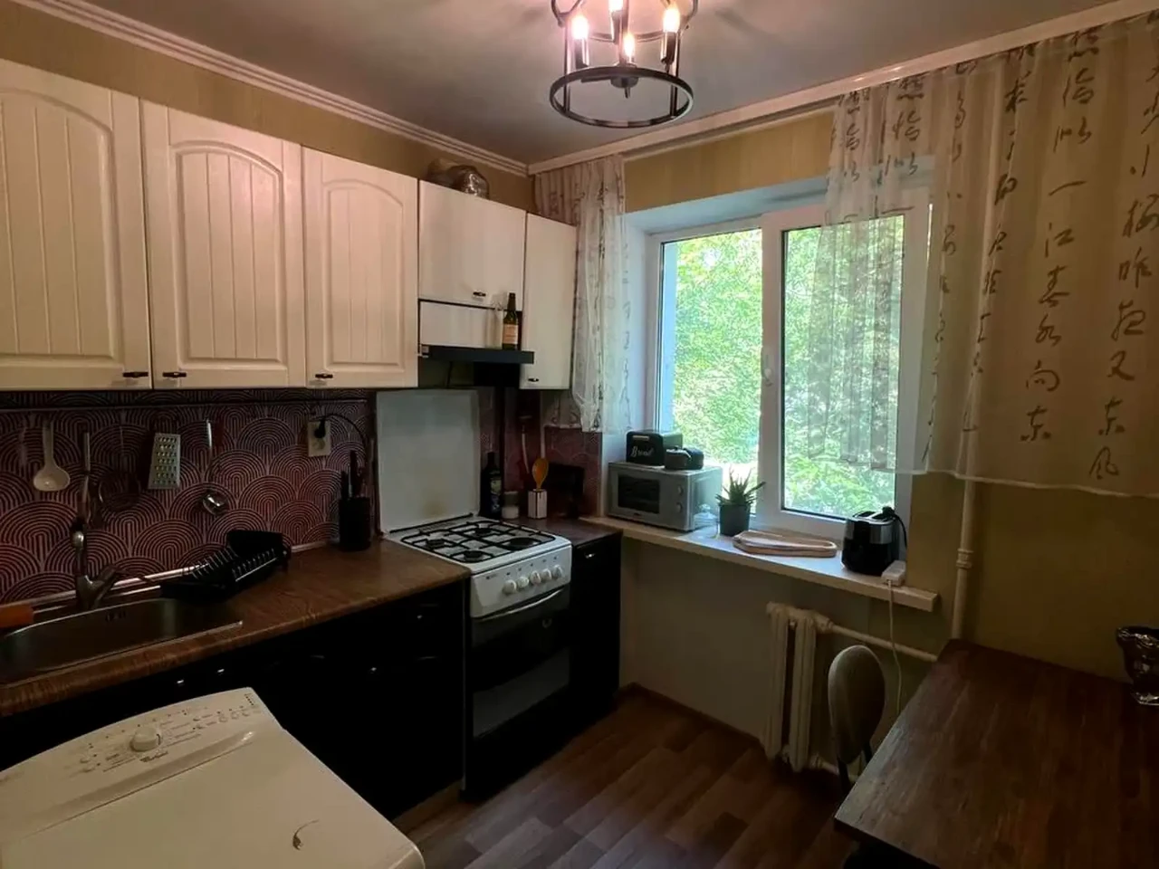 Rent 2-room apartment 50 sq m, 3rd floor.