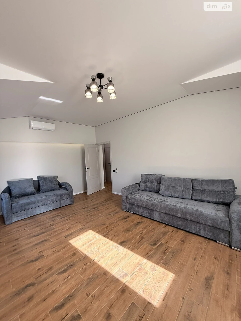 Long-Term Rental Apartment, Ilychevs'k