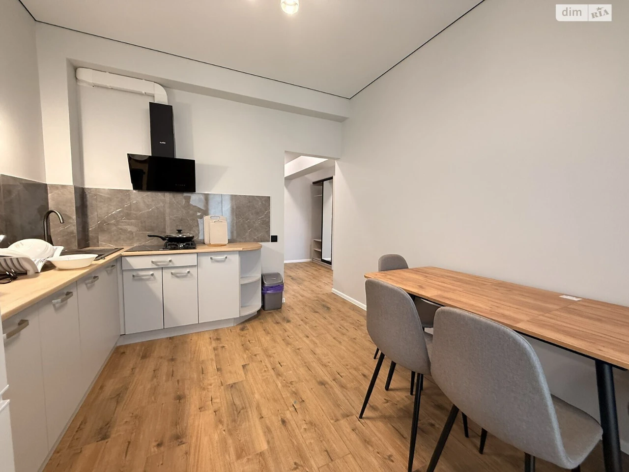 Long-Term Rental Apartment, Ilychevs'k