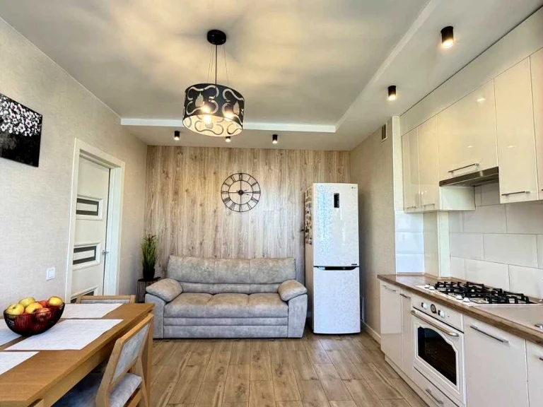 Apartment. Vynnyky (Lviv), Lysyka st.