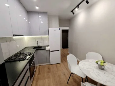 Apartment. Vyshneve, Svjatoshyns'ka st.