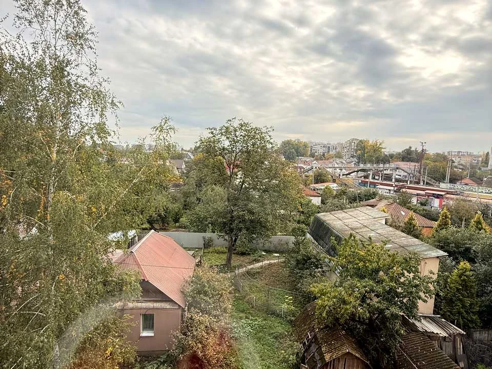 Apartment. Vyshneve, Sviatoshynska st.