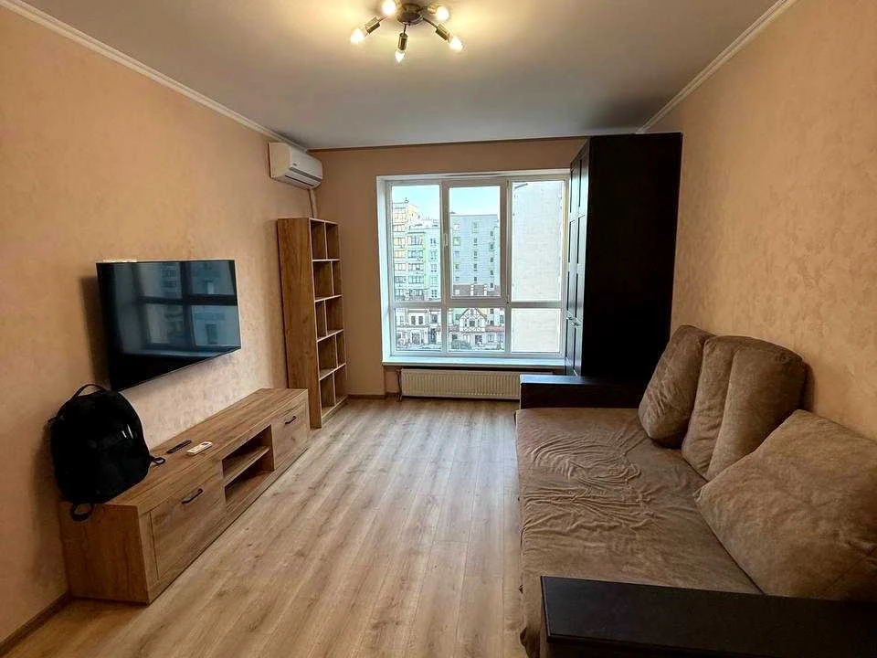Квартира. Вишневе, Святошинська вул.