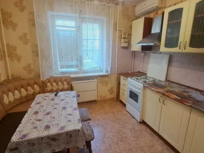 Квартира. Вишневе, Святорочская улица