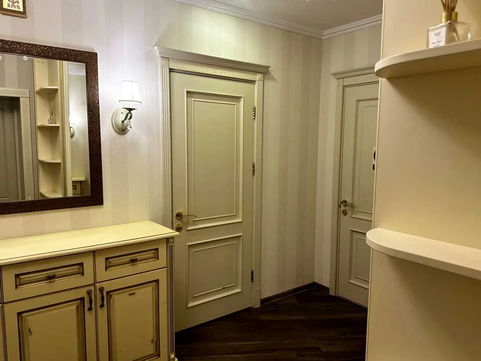 Квартира. Вишневое, Святошинская ул., 27Г-