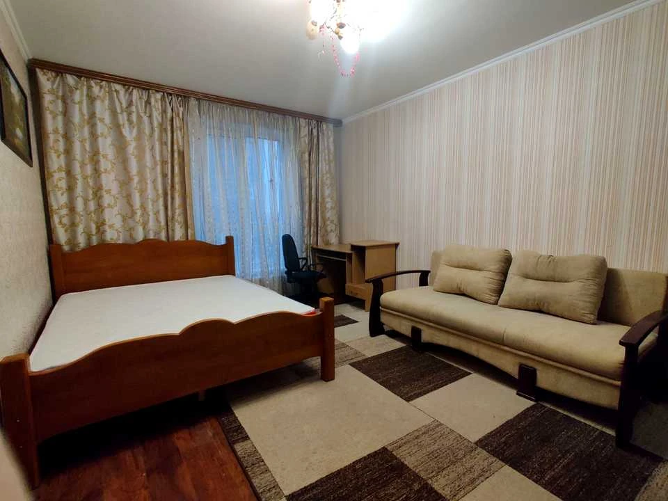 Apartment. Vyshneve, Svjatoshynska st., 27G-