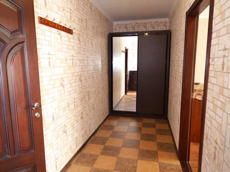 Apartment. Vyshneve, Svjatoshynska st., 27G-