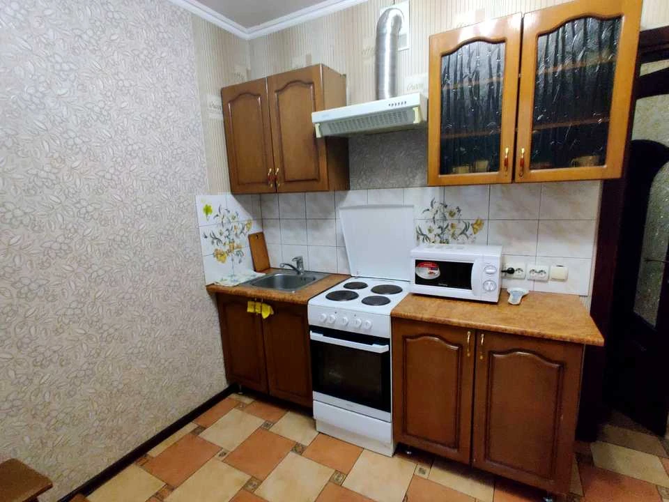 Apartment. Vyshneve, Svjatoshynska st., 27G-