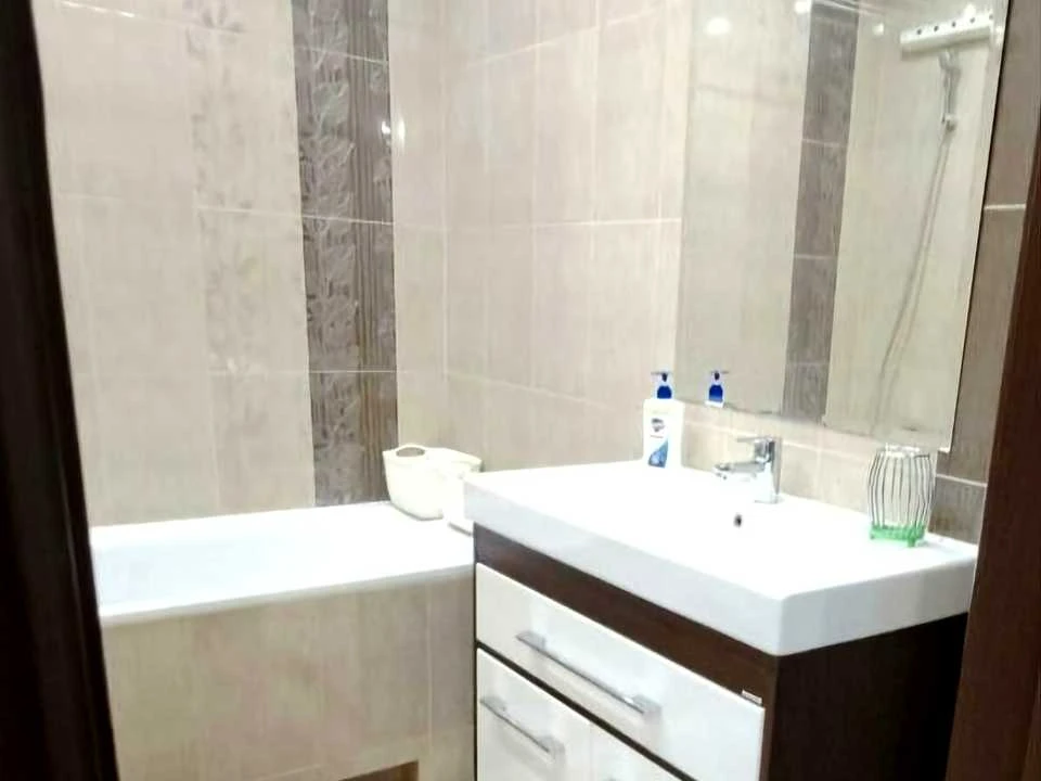 Apartment. Lesi Ukrainy, Lesi Ukrainy st.