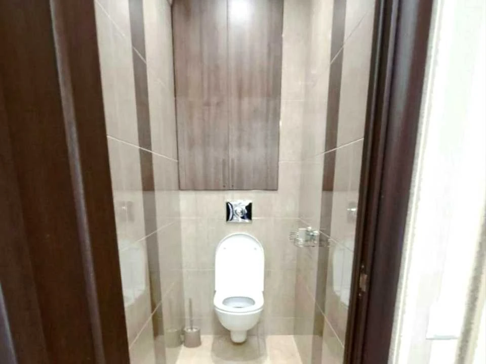 Apartment. Lesi Ukrainy, Lesi Ukrainy st.