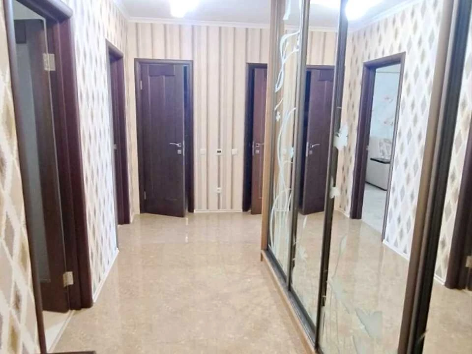 Apartment. Lesi Ukrainy, Lesi Ukrainy st.