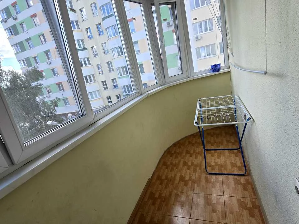 Квартира. В'ячеслава Чорновола, 50-А, Вишневе