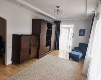 2-к квартира 65,3 м², центр, з меблями та технікою