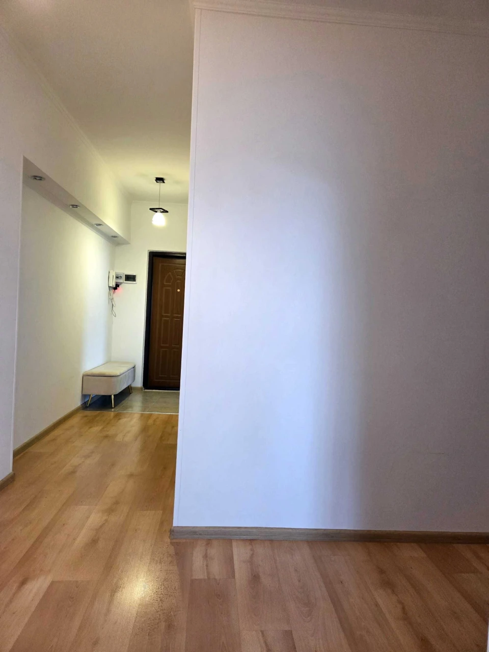 2-к квартира 65,3 м², центр, з меблями та технікою