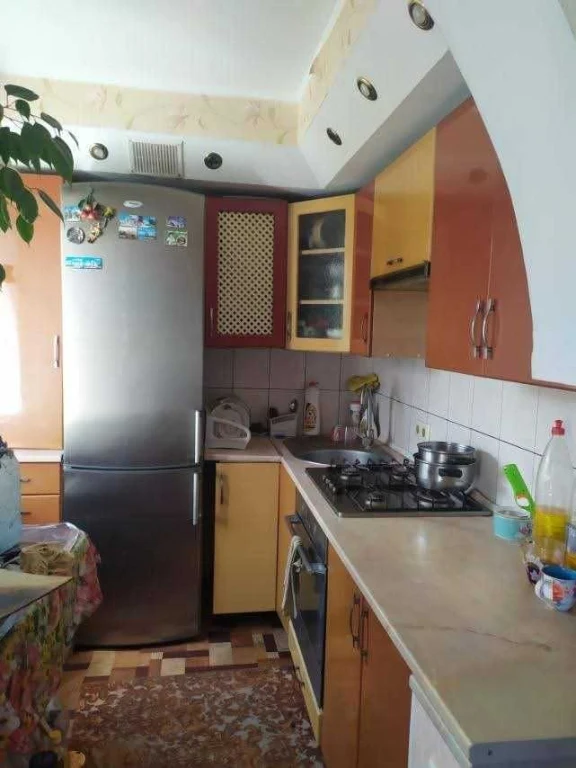 For Sale: 3-room apartment in Zhmeryntsi