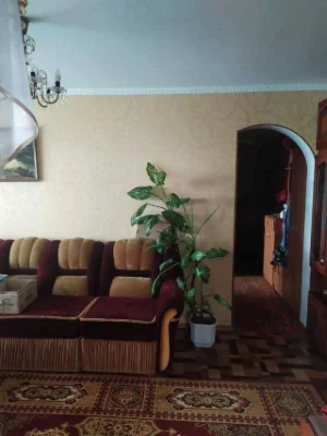 For Sale: 3-room apartment in Zhmeryntsi