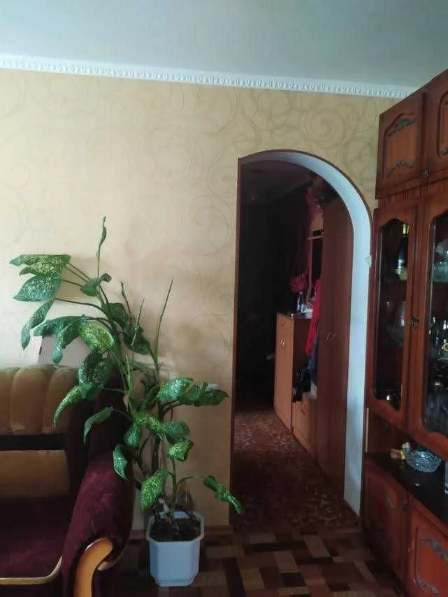 For Sale: 3-room apartment in Zhmeryntsi
