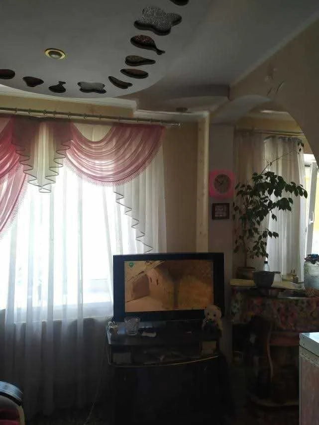 For Sale: 3-room apartment in Zhmeryntsi