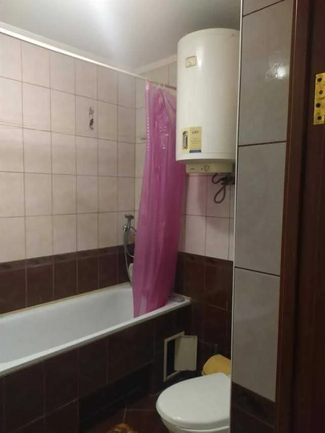 For Sale: 3-room apartment in Zhmeryntsi