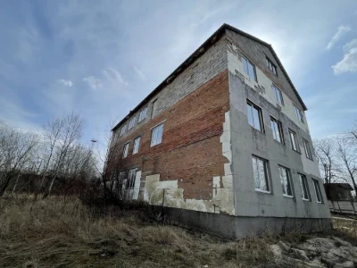 Apartment for sale: 1st and 3rd floors + basement. 700 m2