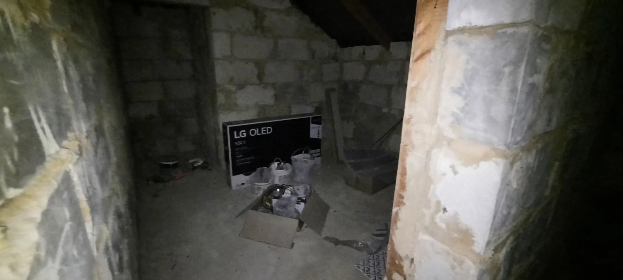 For Sale: 3-bedroom apartment