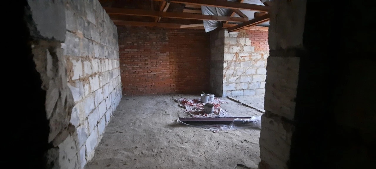 For Sale: 3-bedroom apartment
