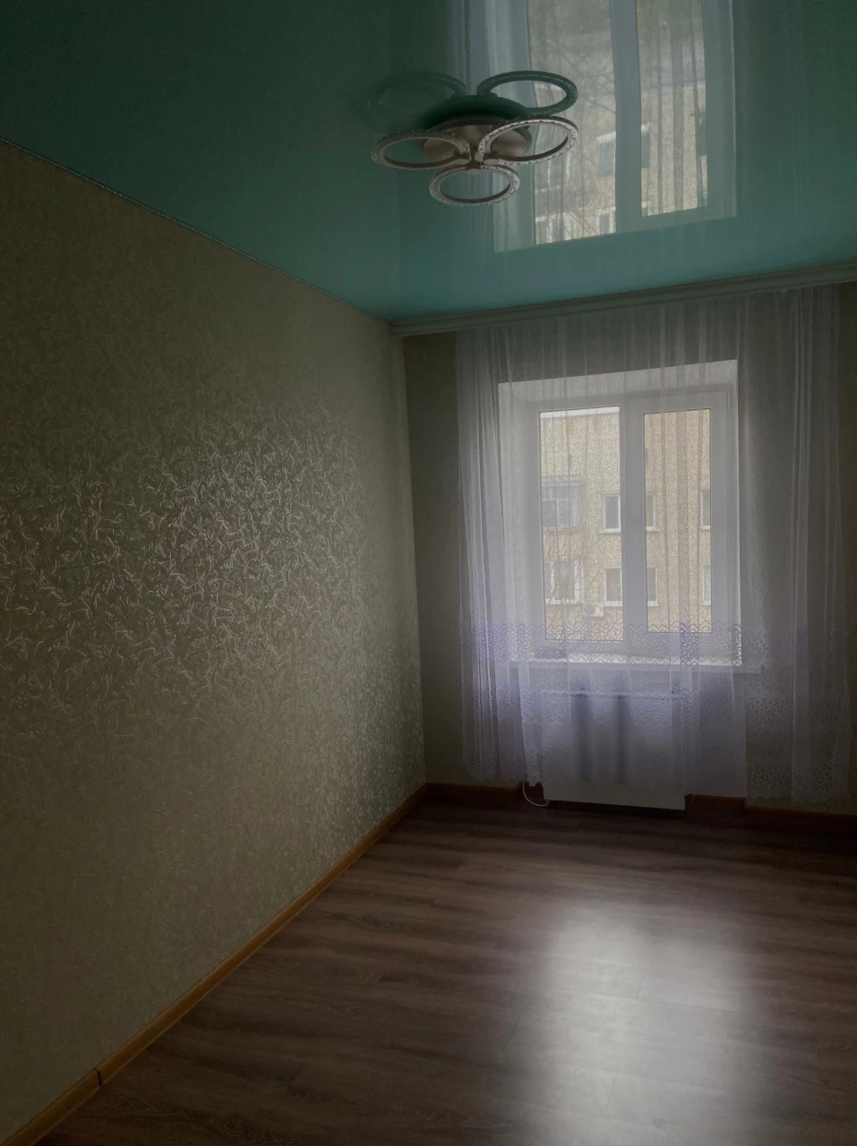 Spacious 3-bedroom apartment for sale in a quiet and cozy area