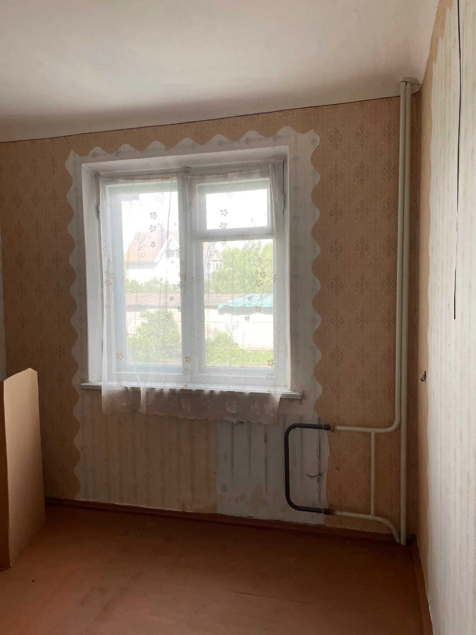 For Sale: 2-bedroom apartment in village of Kozyn, Podilskaya Street