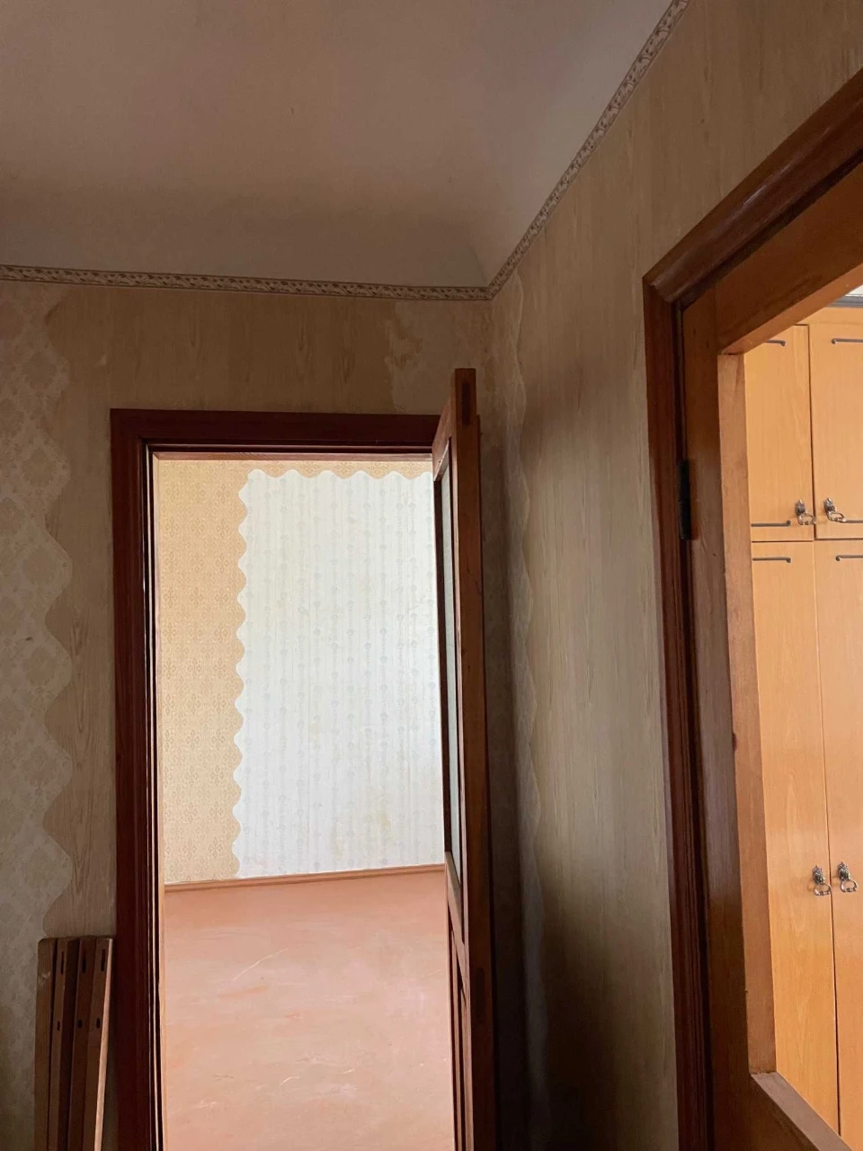 For Sale: 2-bedroom apartment in village of Kozyn, Podilskaya Street