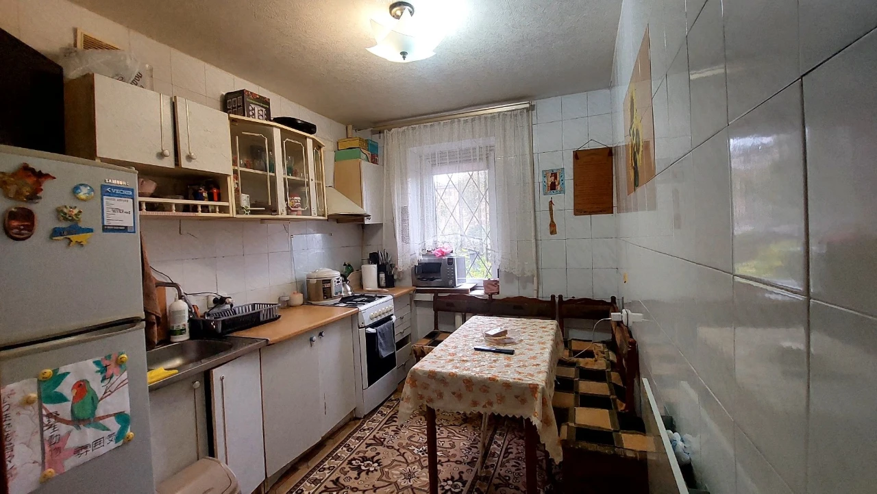 2 room apartment for sale. Stasytska St., 48.