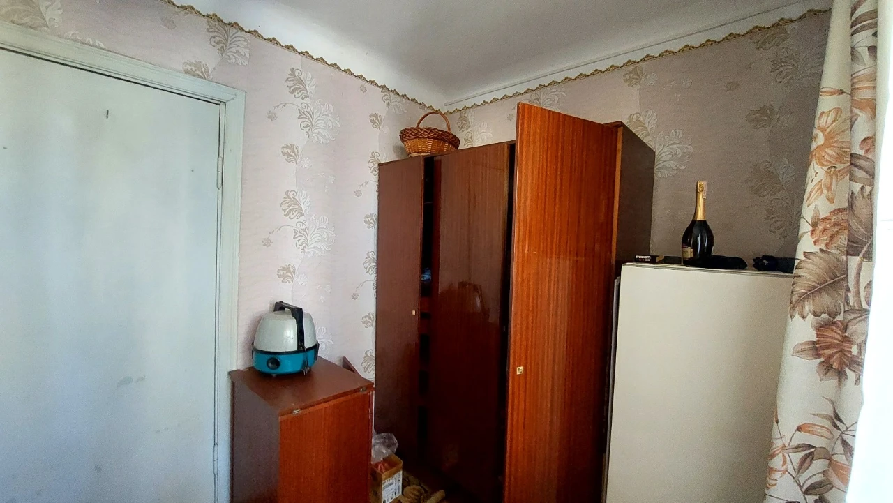 Продам 2-кімнатну квартиру. Вул.Гоголя,9.