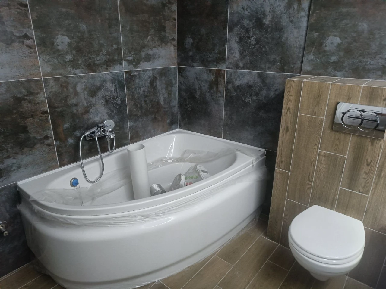 Продається 2-кімнатна квартира. 80 м². Нова будівля! ЖК Дністровс