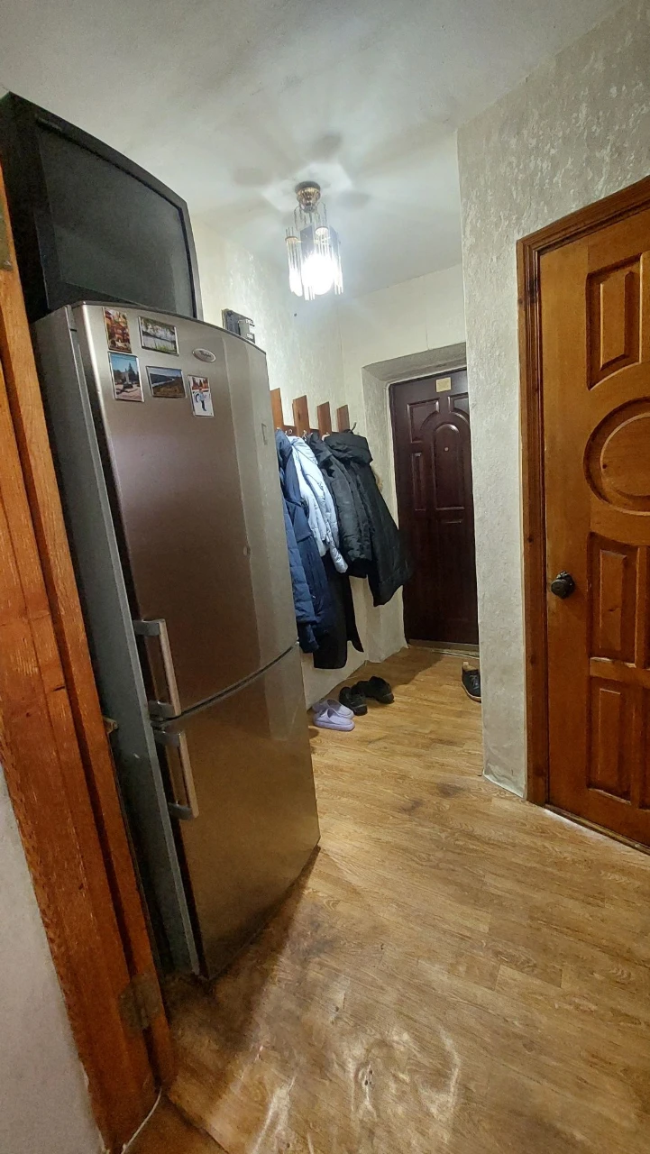 Продається 2-кімнатна квартира. вул. Стависька, 33.