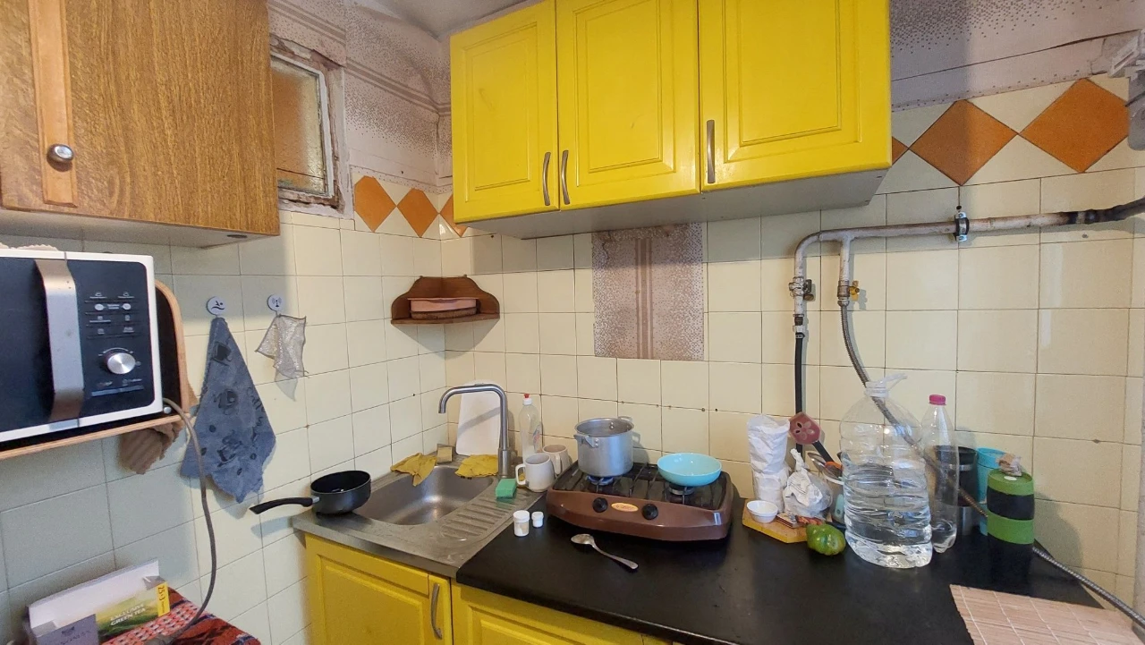 Продається 2-кімнатна квартира. вул. Стависька, 33.