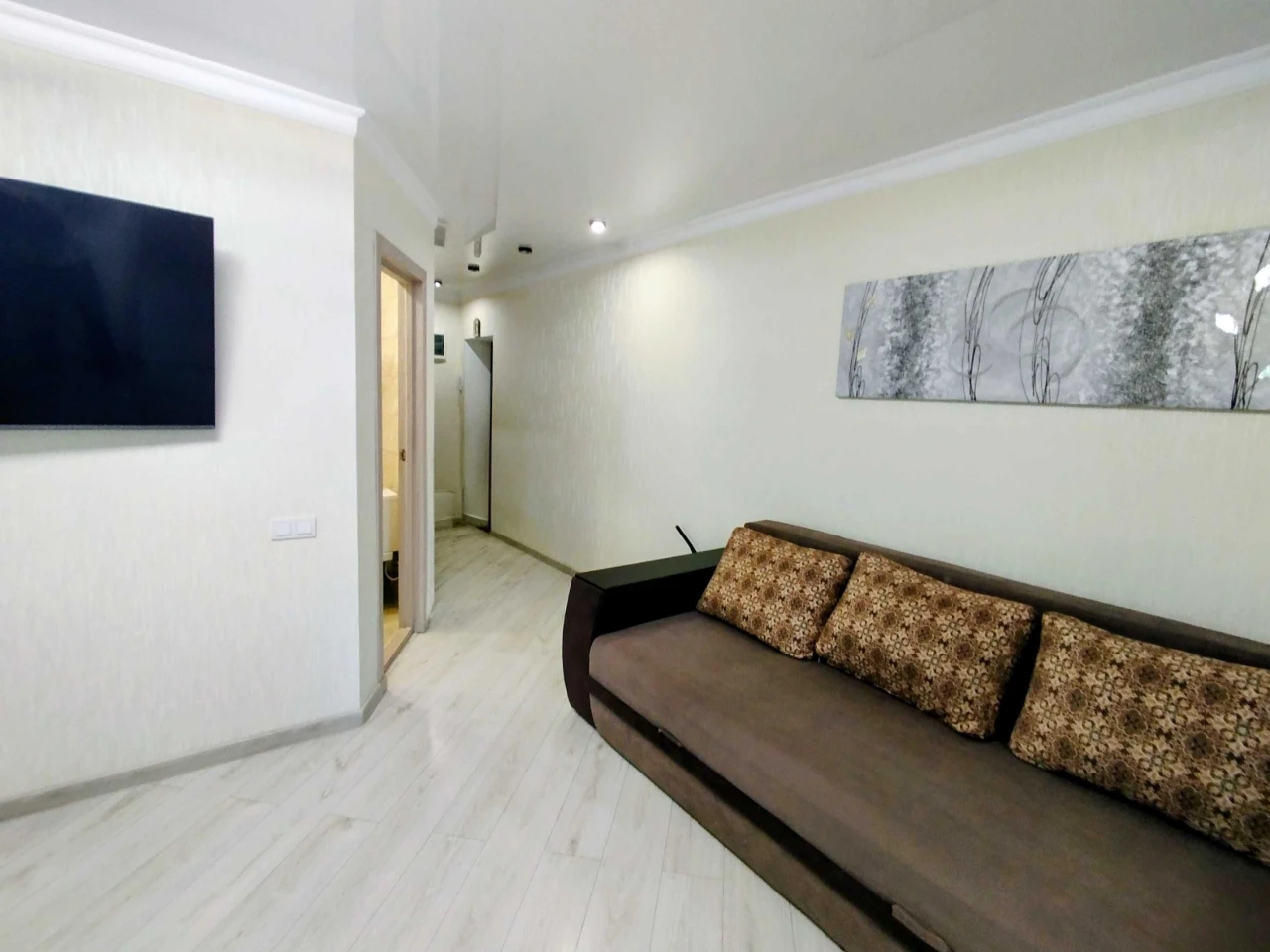2-room apartment for sale on Armenian Street